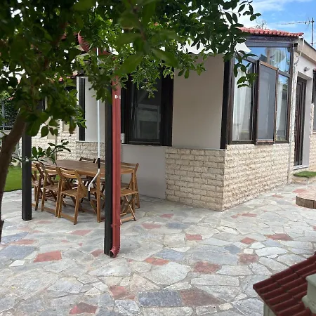 Family In Nea Kallikratia Nyaraló *